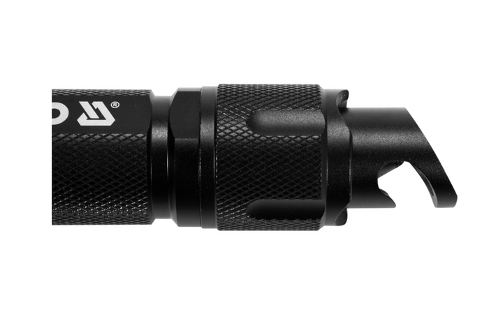 YATO YT-08559 LED 900lm daudzfunkcionāls lukturītis, lādētājs, pudeļu attaisāmais, avārijas āmurs