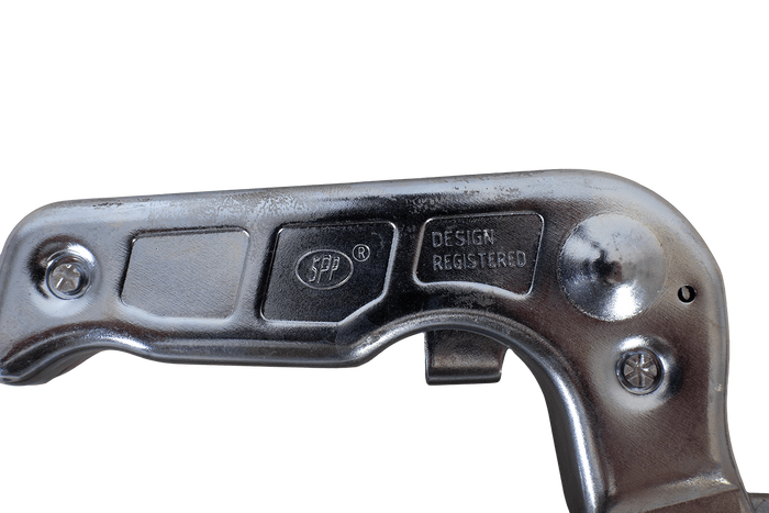 Шаровое сцепное устройство STEELPRESS ZSK-0750C для прицепа грузоподъемностью 750 кг с трубчатым дышлом диаметром 50 мм.